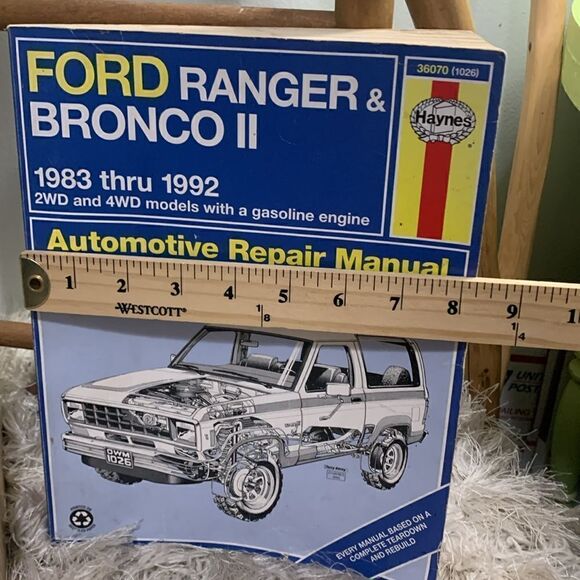 Haynes Ford Ranger & Bronco ll 1983-1992 2WD And 4WD Models Repair Manual - Picture 13 of 13